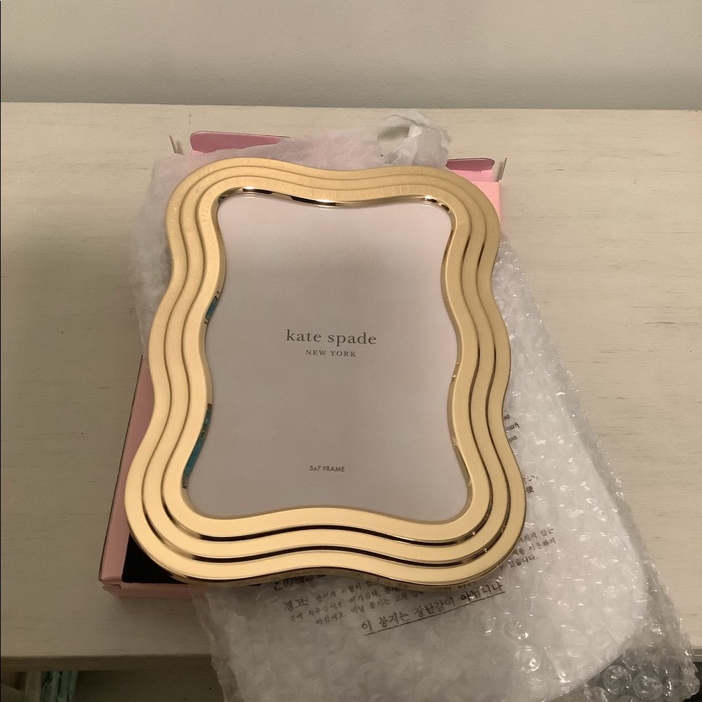 🌺💐KATE SPADE 5x7 Picture Frame - Picture 3 of 4